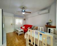 Alquiler a largo plazo - Casa adosada - Torrevieja - Nueva Torrevieja