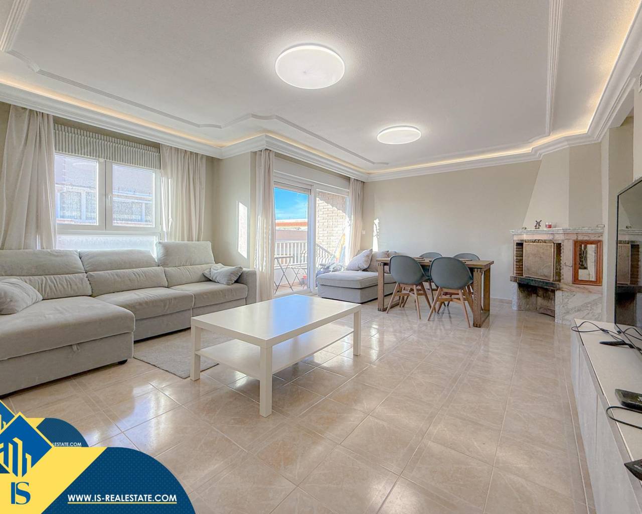 Apartamento - Venta - Torrevieja - La Mata pueblo