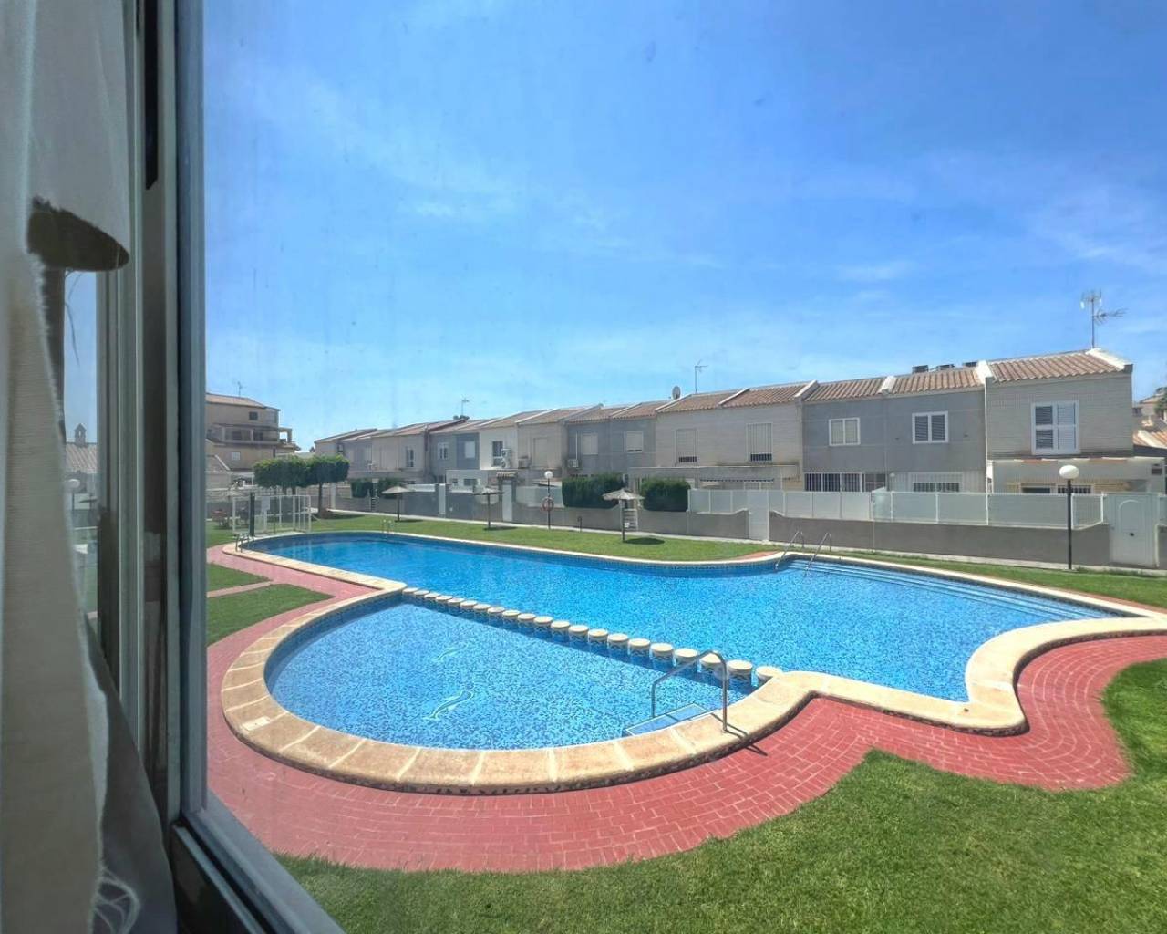 Apartamento - Venta - Torrevieja - NBH-67622