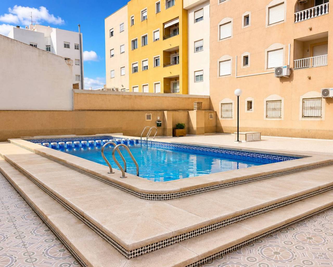 Apartamento - Venta - Torrevieja - Torrevieja