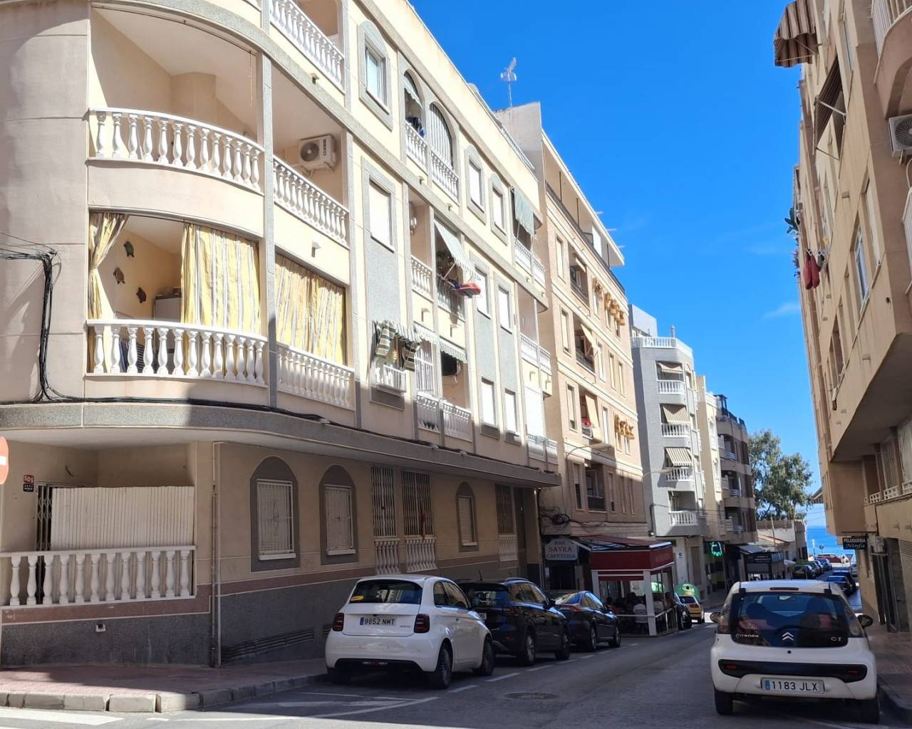 Apartment / Duplex - Venta - Torrevieja - Playa de los Locos