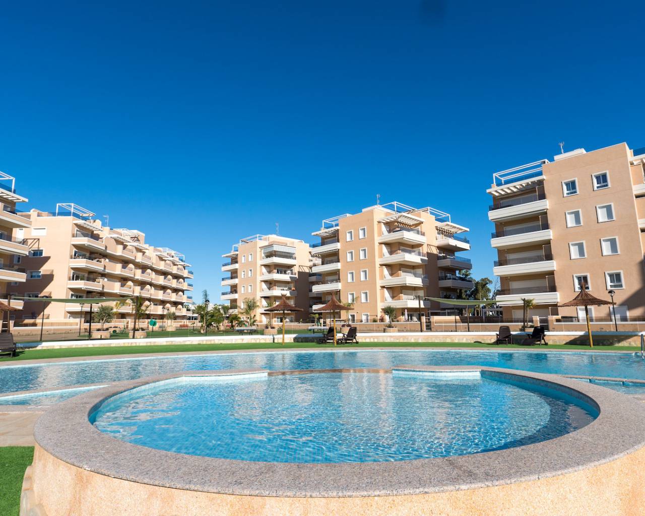 Apartment - Resale - Guardamar - El Raso
