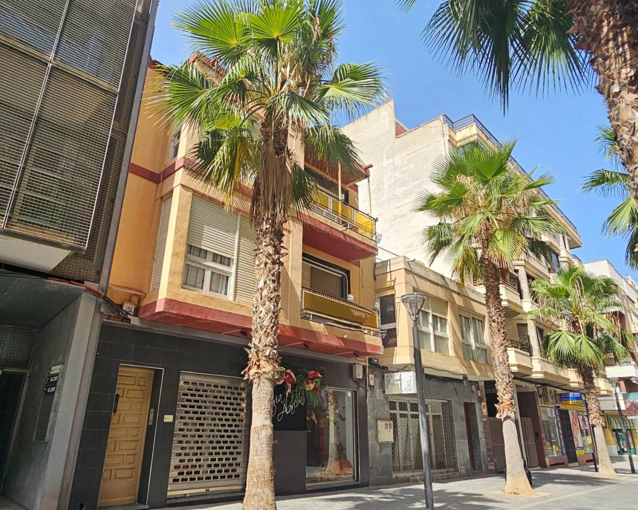Building - Resale - Torrevieja - Torrevieja
