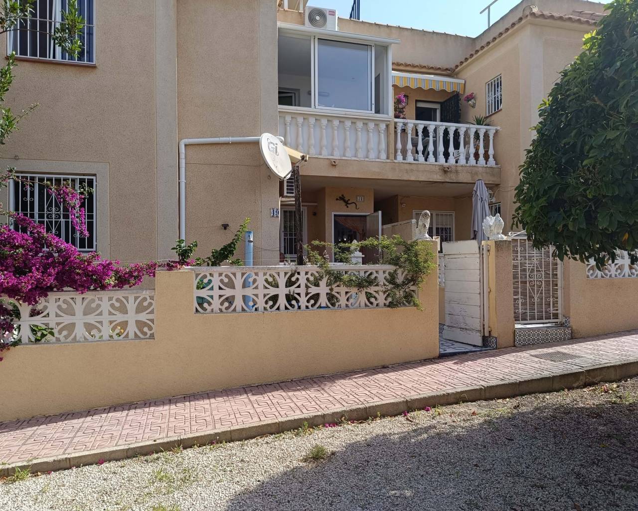 BUNGALOW - Resale - Aguas Nuevas - Aguas Nuevas