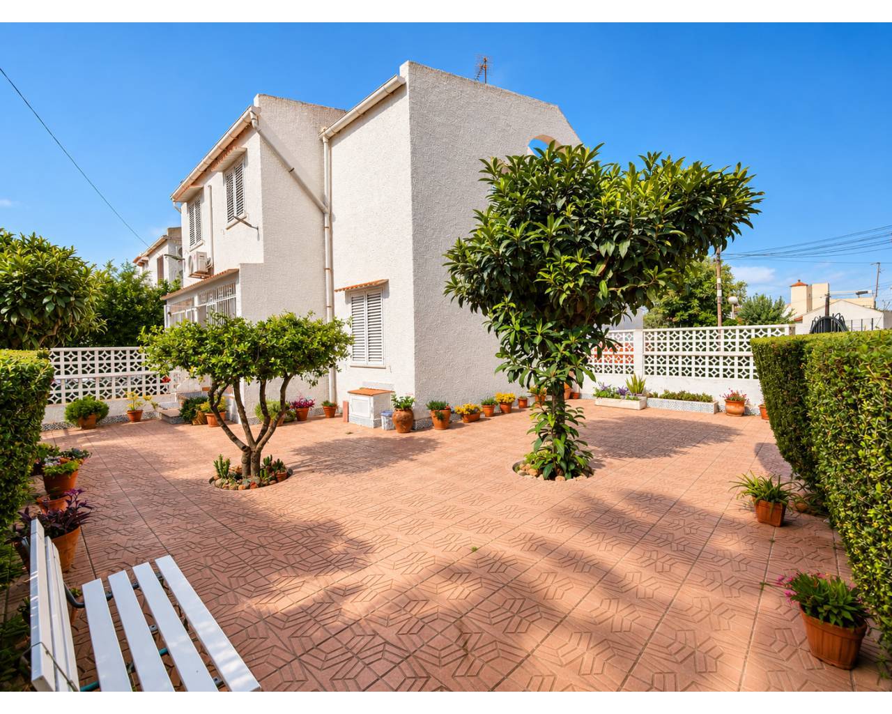 CASA ADOSADA - Venta - Torrevieja - Nueva Torrevieja
