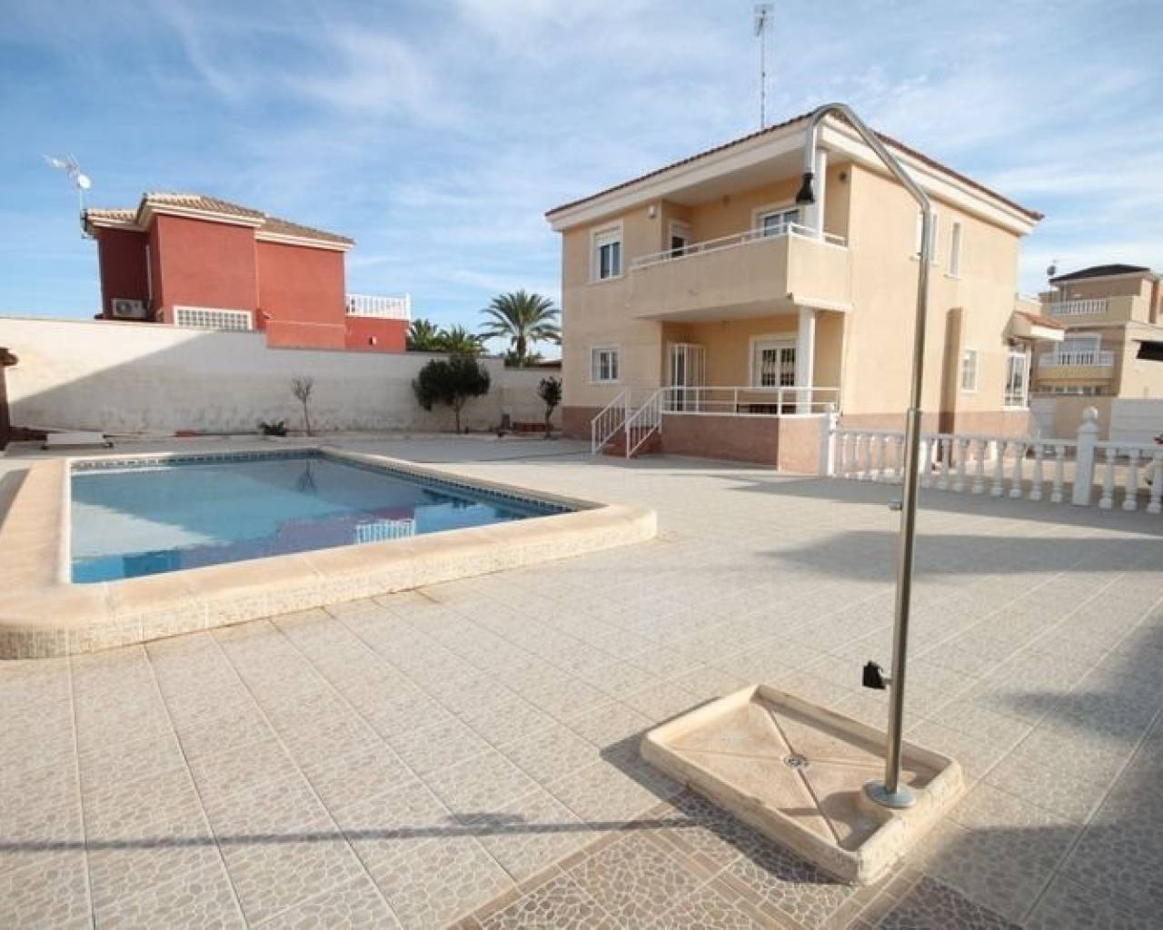 Detached Villa - Resale - Torrevieja - Aguas Nuevas