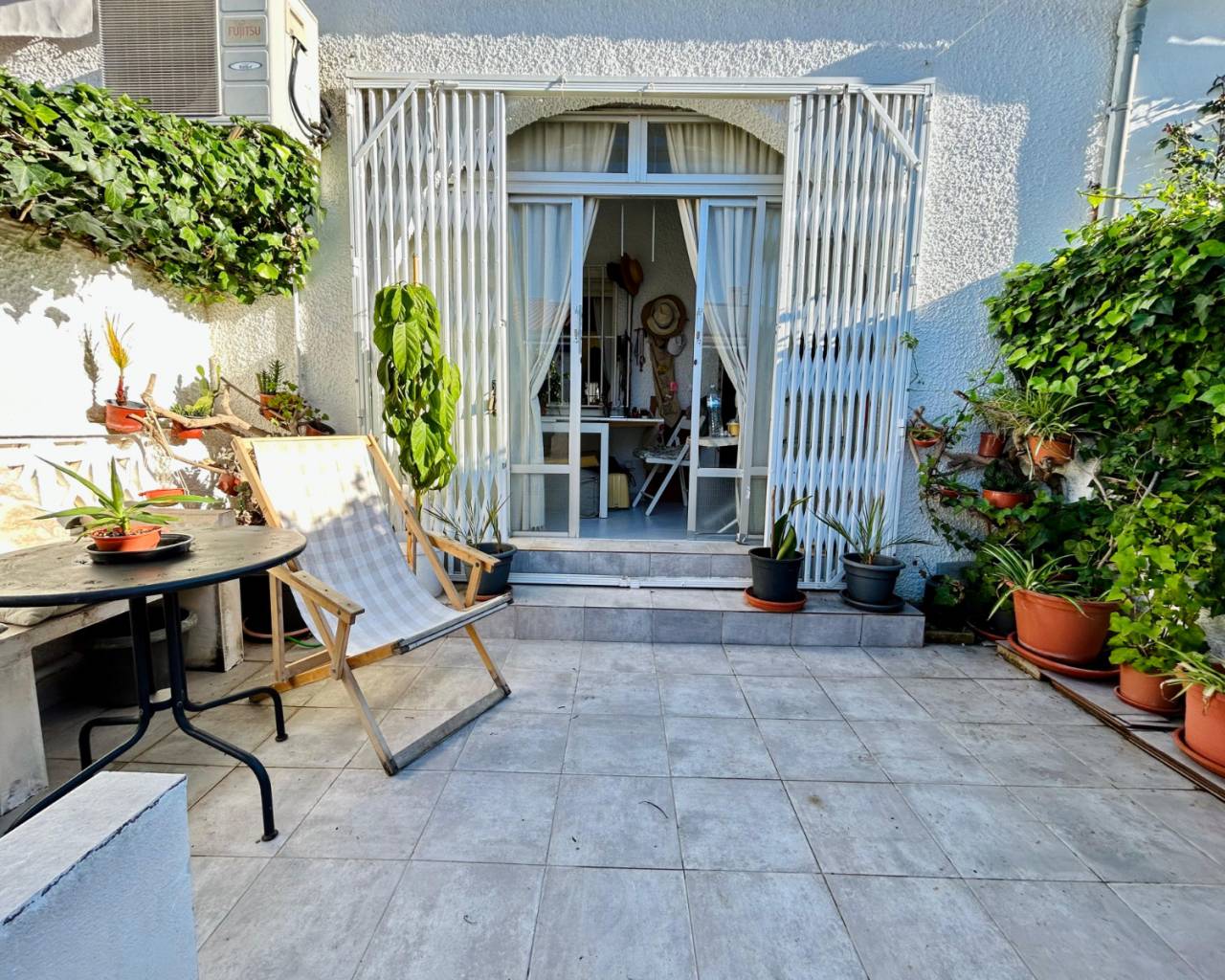 дом рядовой застройки - Resale - Torrevieja - Urbanización San Luis