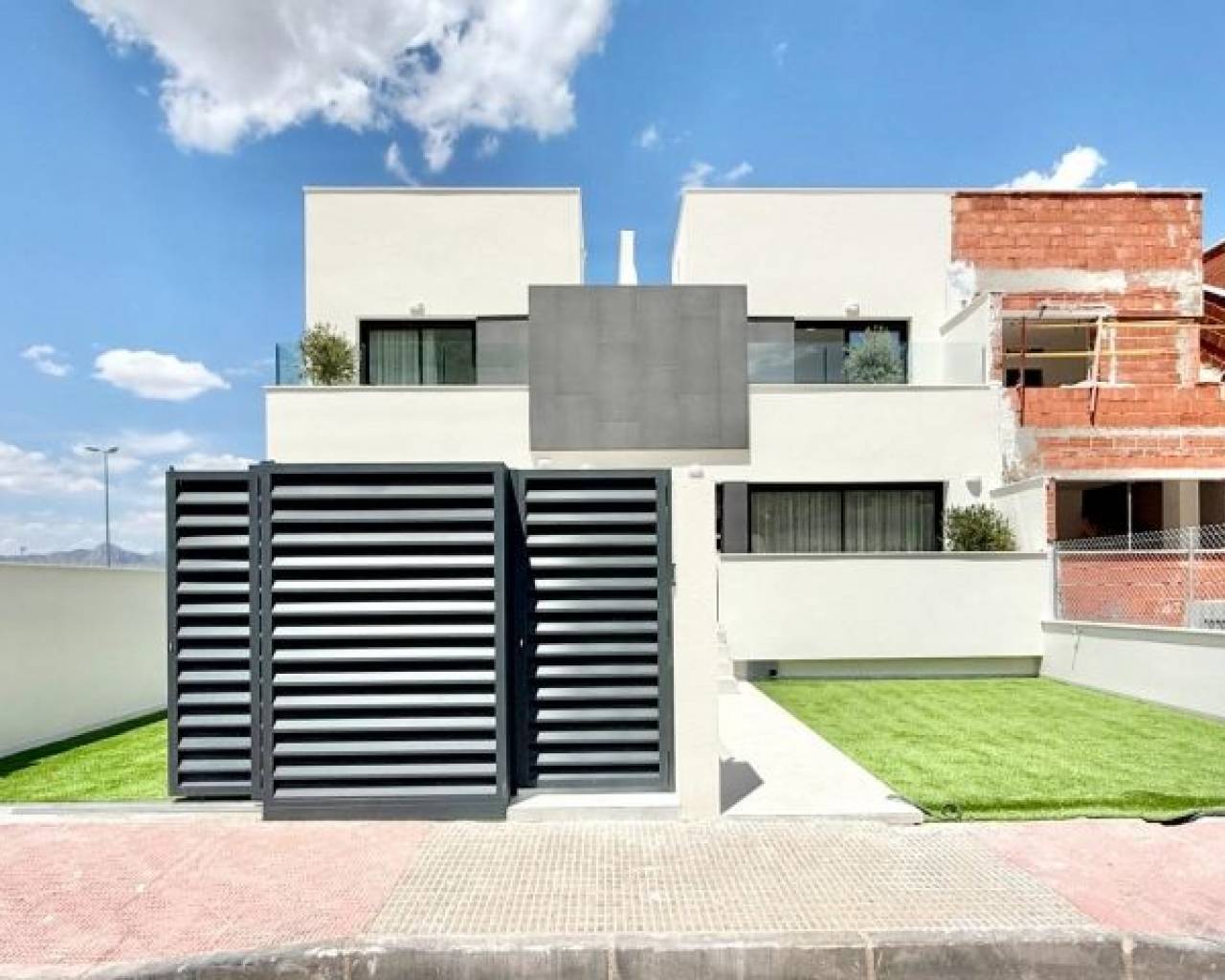 Квартира - Resale - Cox - * OS *-72163