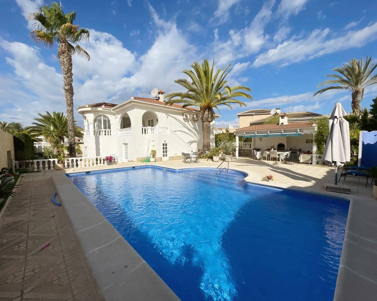 Отдельная вилла - Resale - Ciudad Quesada - Central Quesada