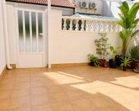 Resale - adosado - Torrevieja