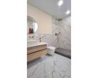 Resale - Apartament / Duplex - Torrevieja - Playa Acequion