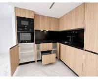 Resale - Apartamento - Punta Prima