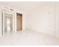 Resale - Apartamento - Punta Prima