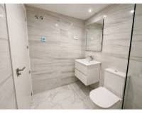Resale - Apartamento - Punta Prima