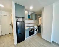 Resale - Apartamento - Torrevieja Centro - Torrevieja