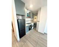 Resale - Apartamento - Torrevieja Centro - Torrevieja