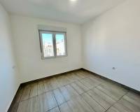 Resale - Apartamento - Torrevieja Centro - Torrevieja