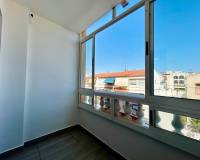 Resale - Apartamento - Torrevieja Centro - Torrevieja
