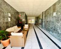 Resale - Apartamento - Torrevieja - Playa de los Locos