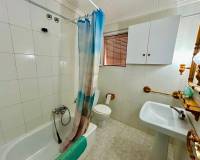 Resale - Apartamento - Torrevieja - Playa de los Locos