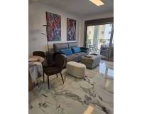 Resale - Apartamento - Villamartin