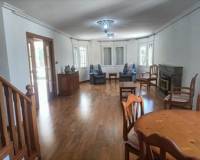 Resale - Apartment - Elche