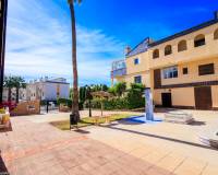 Resale - Apartment / flat - Orihuela Costa - Punta Prima