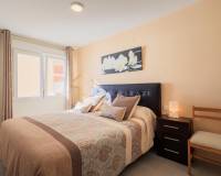 Resale - Apartment / flat - Torrevieja - Paseo maritimo