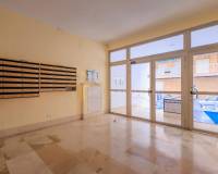 Resale - Apartment / flat - Torrevieja - Paseo maritimo