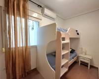 Resale - Apartment / flat - Torrevieja - Puerto