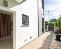 Resale - Apartment / flat - Torrevieja - Punta Prima