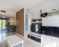 Resale - Apartment / flat - Torrevieja - Punta Prima