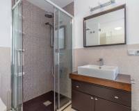 Resale - Apartment / flat - Torrevieja - Punta Prima