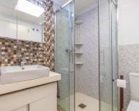 Resale - Apartment / flat - Torrevieja - Punta Prima