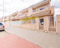 Resale - Apartment / flat - Torrevieja - Punta Prima
