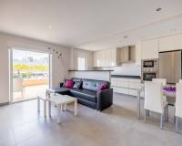 Resale - Apartment / flat - Torrevieja - Punta Prima