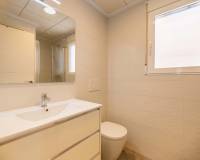 Resale - Apartment / flat - Torrevieja - Punta Prima