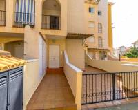 Resale - Apartment - Orihuela Costa - Campoamor