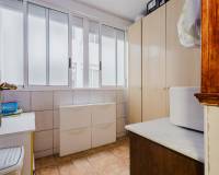 Resale - Apartment - Torrevieja - Acequion