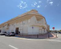 Resale - Apartment - Torrevieja - Acequion