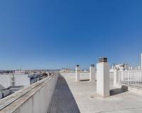 Resale - Apartment - Torrevieja - Centro - Muelle Pesquero