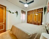 Resale - Apartment - Torrevieja Centro - Torrevieja