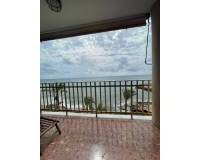 Resale - Apartment - Torrevieja - Paseo maritimo