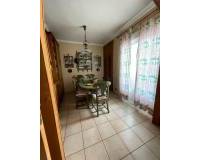 Resale - Apartment - Torrevieja - Paseo maritimo