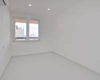 Resale - Apartment - Torrevieja - Playa de los Naufragos