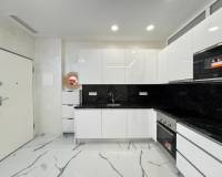 Resale - Apartment - Torrevieja - Playa del Cura