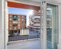 Resale - Apartment - Torrevieja - Puerto