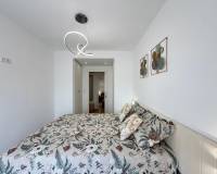 Resale - Apartment - Torrevieja - Puerto