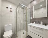 Resale - Apartment - Torrevieja - Puerto