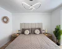 Resale - Apartment - Torrevieja - Puerto